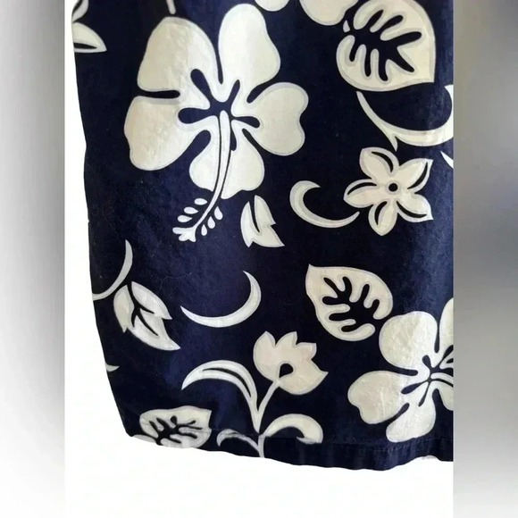 RJC Hawaiian Shirt Medium Blue White Floral - Picture 4 of 9